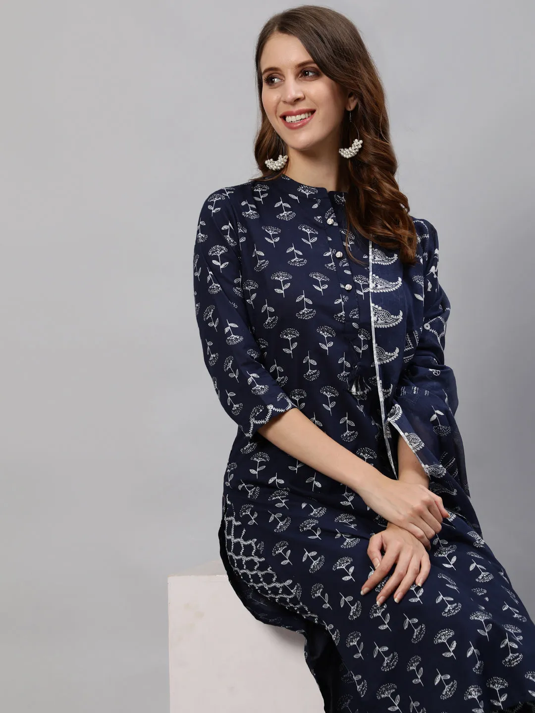 Anubhutee Women Navy Blue  White Floral Printed Kurta With Trousers  Dupatta