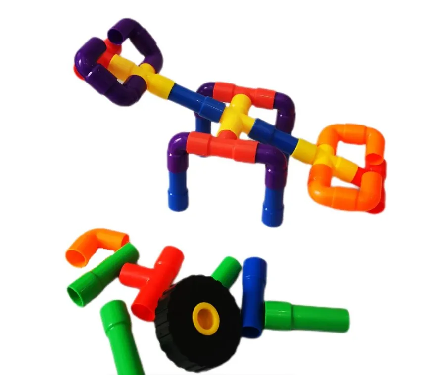 Pipe Construction Building Set With 8 Wheels - 134 Piece Set